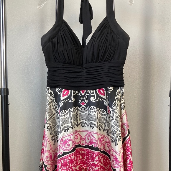 Black and Pink Halter tie dress - Picture 1 of 10